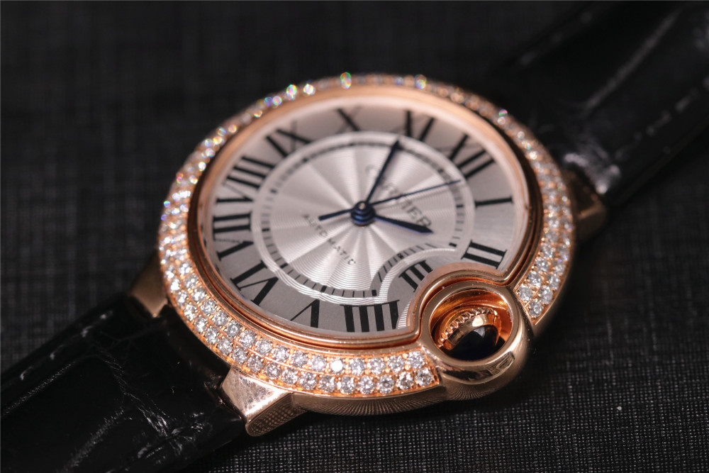 大c论表:两分钟带你了解卡地亚蓝气球后镶钻的秘密