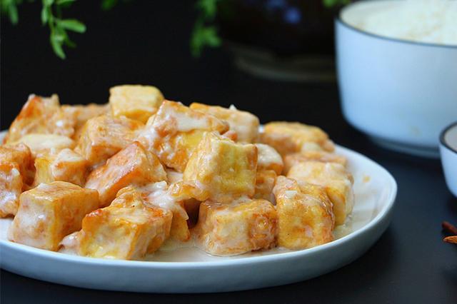 天津特色菜奶爆豆腐外脆里软奶香十足学会了给家人露一手