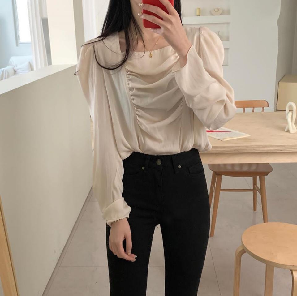 小胸穿衣没女人味?3个小技巧,高级品味穿出来