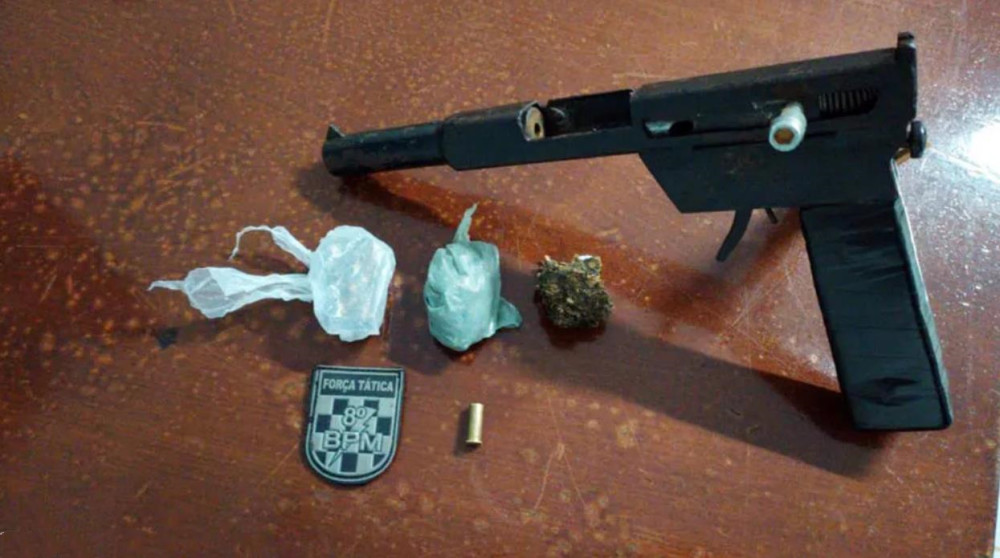 各国警方缴获的自制武器,生锈铁管改手枪不算啥,菲律宾作坊工艺堪比原