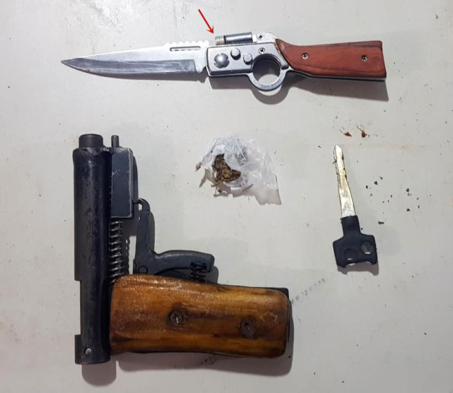 各国警方缴获的自制武器,生锈铁管改手枪不算啥,菲律宾作坊工艺堪比原