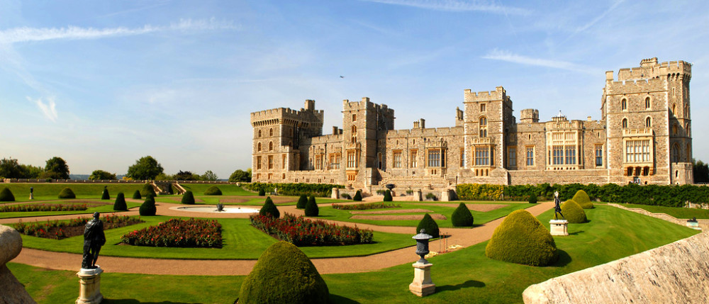 想近距离感受英国王室吗来温莎小镇吧