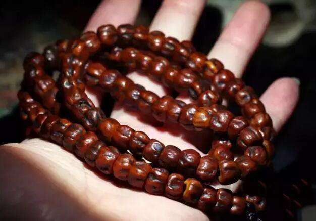 文玩黑马百香籽,你了解多少?包浆后实在太惊艳!