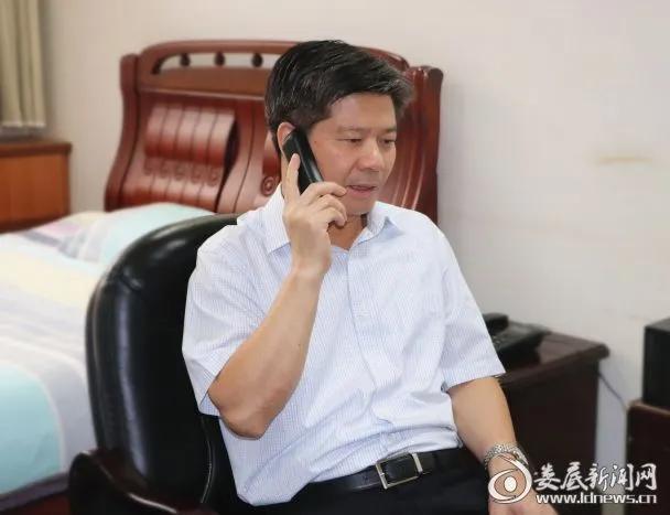 而就在一个月前,老领导龚武生已落马.