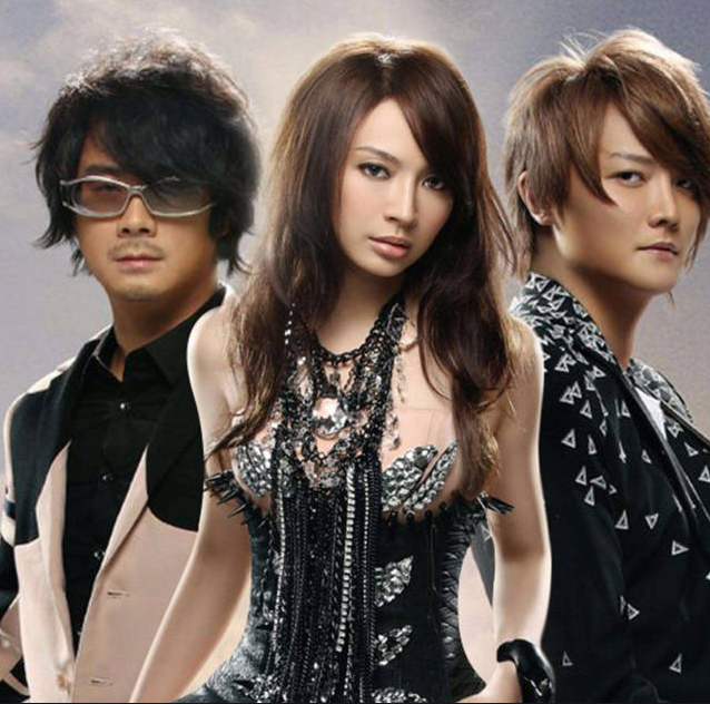 以为自己是乐队的灵魂把主唱踢走的飞儿乐队现状令人唏嘘