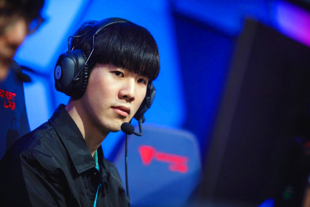 doinb谈论theshy我已经知道他的弱点了ig每次都会帮他遮掩