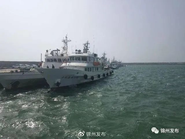 葫芦岛市联合锦州盘锦开展海上巡航检查拦截渔船78艘