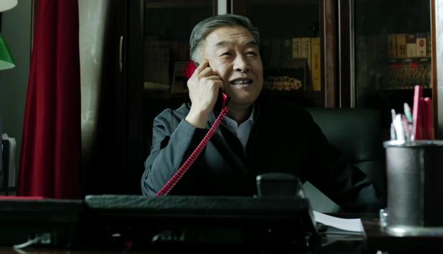 再一个就是侯亮平在没有给季昌明汇报的情况下,在