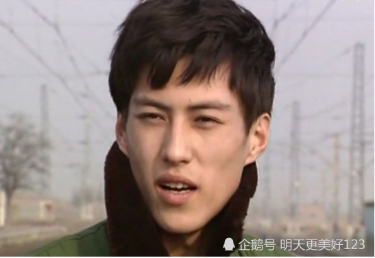 二婚的李佳凭什么能嫁给靳东 被宠爱多年 因为她值得 腾讯网