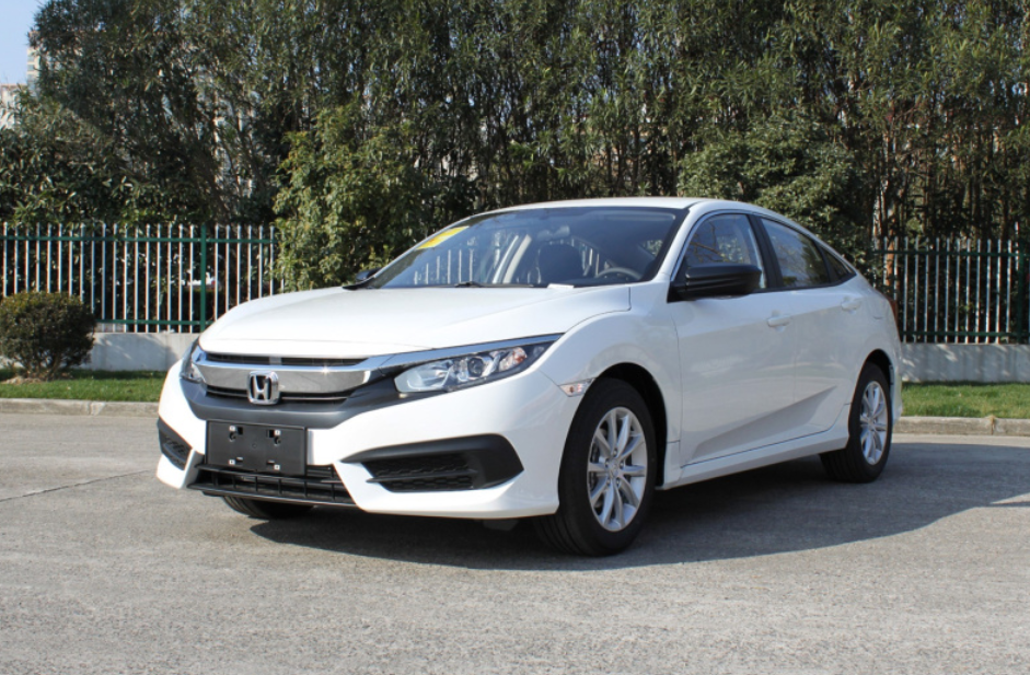 70万的"顶配思域"花10万就能买到,谁还买高尔夫?