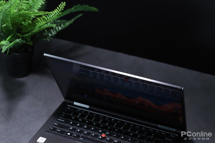 男人的浪漫可以随时变身的thinkpadx1yoga2020