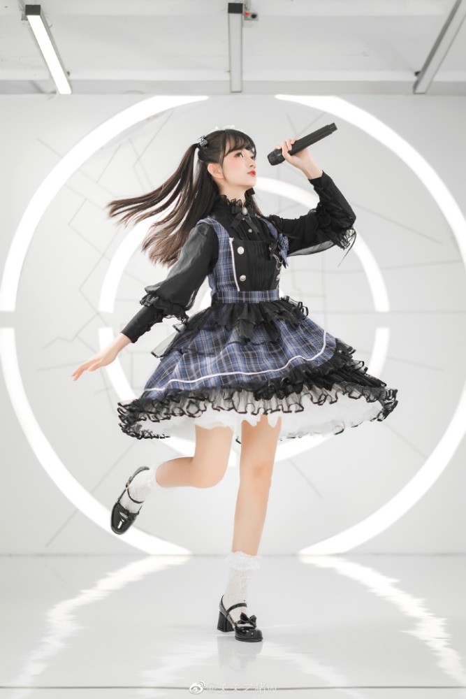 关关之猪打歌服