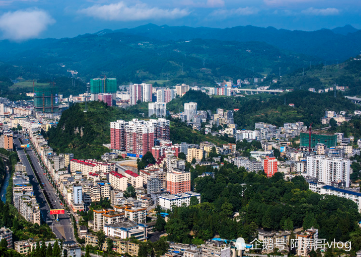 恩施人口_经济决定人口的时代——从湖北各市的人口变化看湖北省的经济现状
