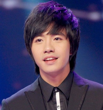 俞灏明登时尚杂志帅到认不出!800天的涅盘重生,如今终于实力回归