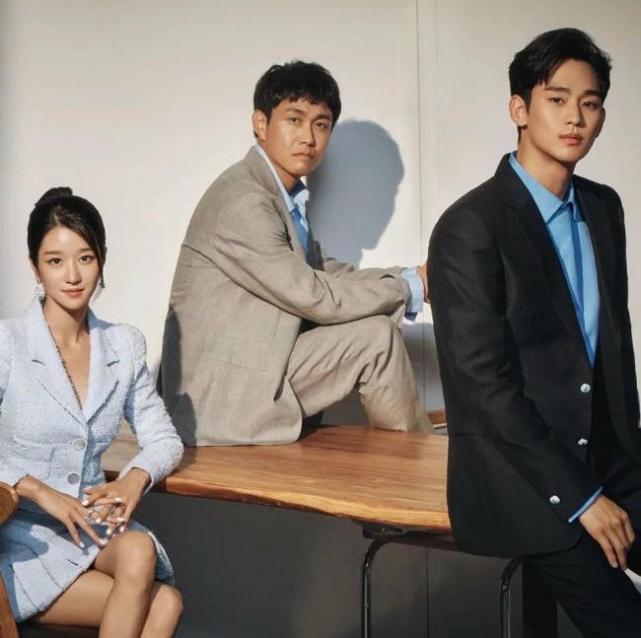 韩剧资讯:虽然是精神病但没关系;心惊胆战的同居;undercover