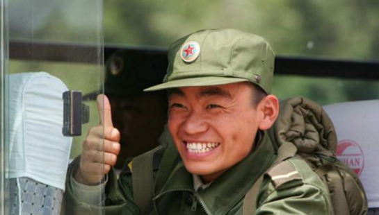 释小龙:王宝强就是个"疯子"!一起在少林寺长大我比谁都懂他