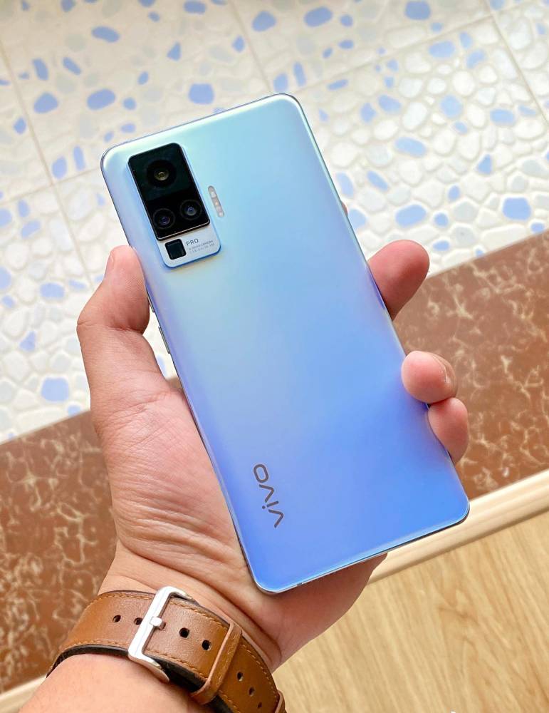 对比华为p40provivox50pro微云台结构的优势太明显