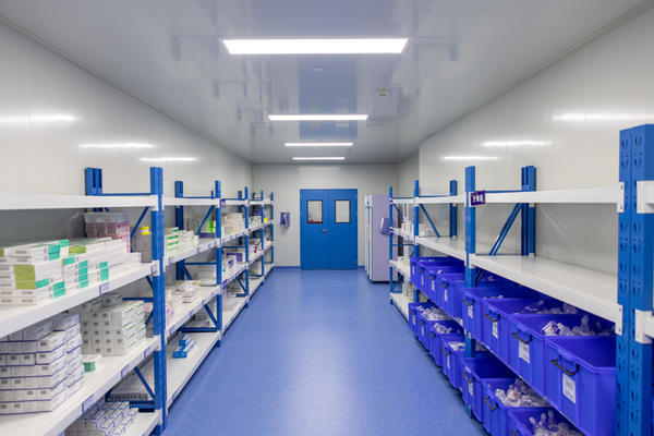 药品二级库据了解,河南省第二人民医院静配中心于2019年11月建设完成