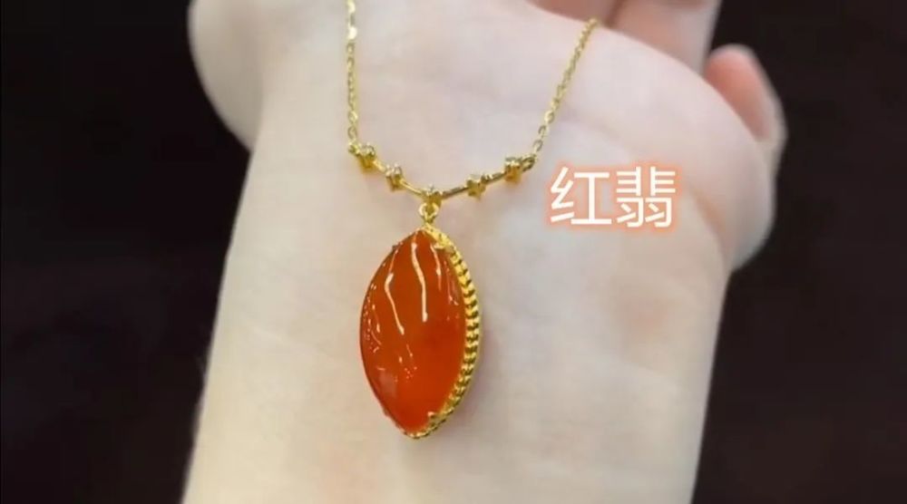 红翡翡翠100万图片及价格
