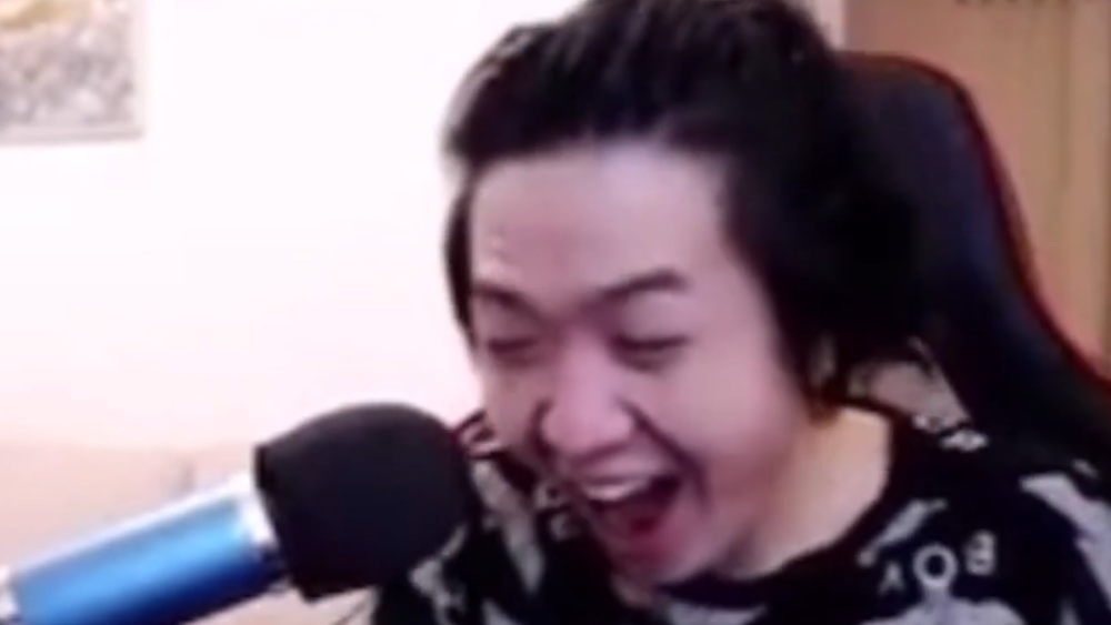 吕德华选英雄时打广告,粉丝扬言要举报,本以为只是开玩笑,被封后德华