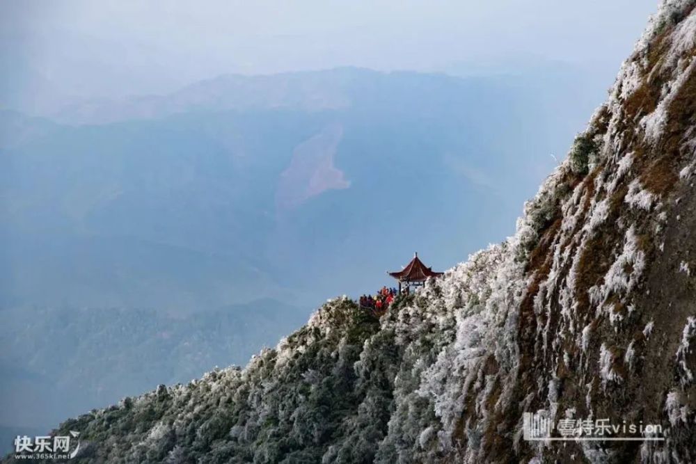 美极了贵港平天山顶惊现云海奇观