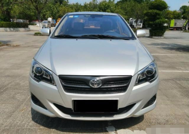 表弟花5万买二手花冠 身边人都说不值 试车后所有人闭口不言 试驾 试车 丰田花冠 二手车 花冠 丰田皇冠