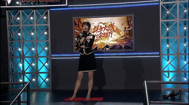 斗鱼火线演播厅精彩回顾看年鹏赵山河表演特殊才艺
