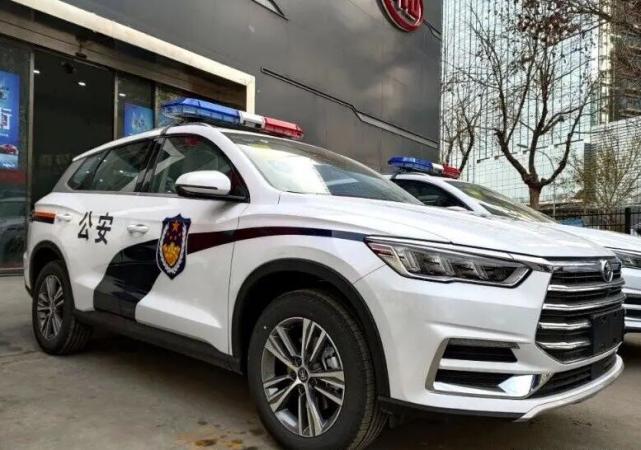 比亚迪宋pro警车版全新外观威武霸气高科技内饰真给力