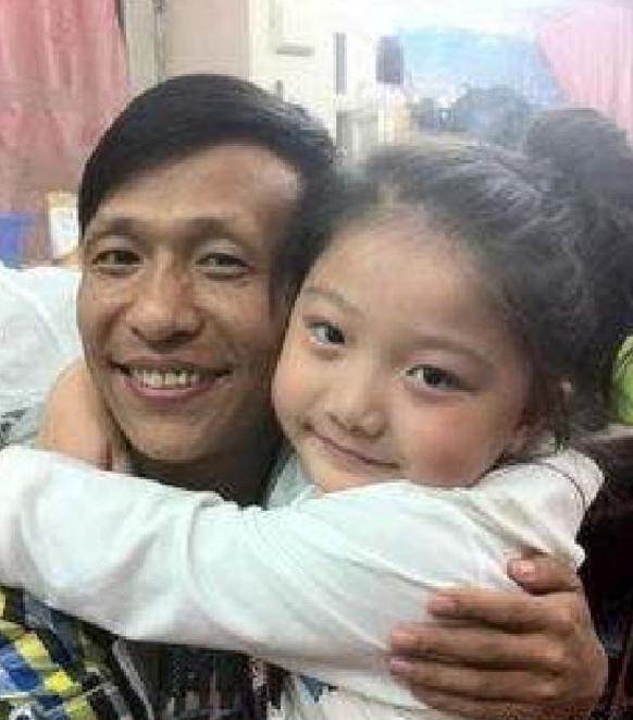 宋小宝虽"长相平平",为何一双儿女颜值逆天?看看孩子妈就知道了