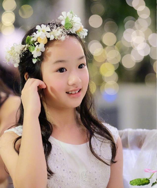 吴尊女儿neinei长大了!从小被富养长大的她,如今已经成这样了