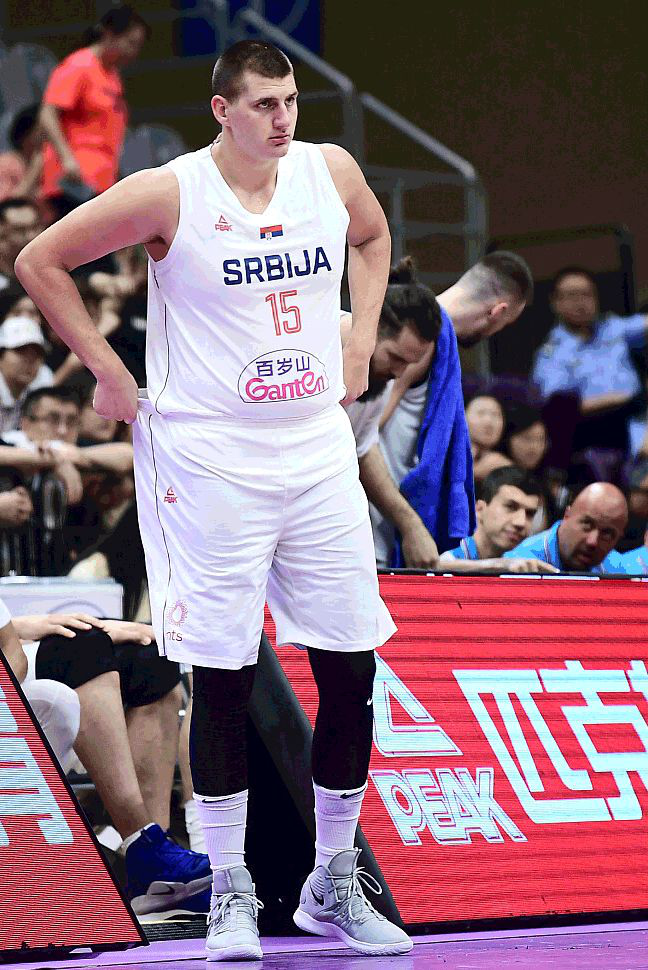 约基奇暴瘦20公斤五花肉你肿么了