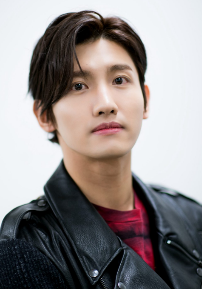 沈昌珉公开婚讯,sm回应确认,红家忙内居然是第一个已婚人士!