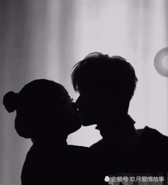 易烊千玺粉丝是"魔鬼"吧!p同框照不算什么,看到接吻照服了