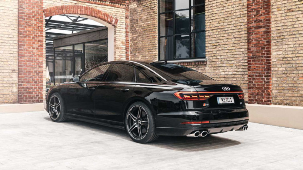 abt将奥迪s8提升至690匹,百公里加速仅需3.4秒