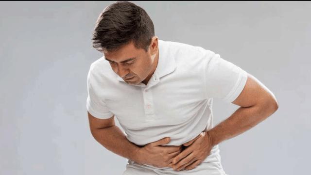 4,排便不好腹胀,可能是胃肠胀气,腹水和肝脾肿大所致.