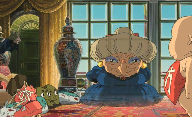 她自称是汤婆婆的姐姐钱婆婆,小千守护的这条白龙偷了她的印章,但是