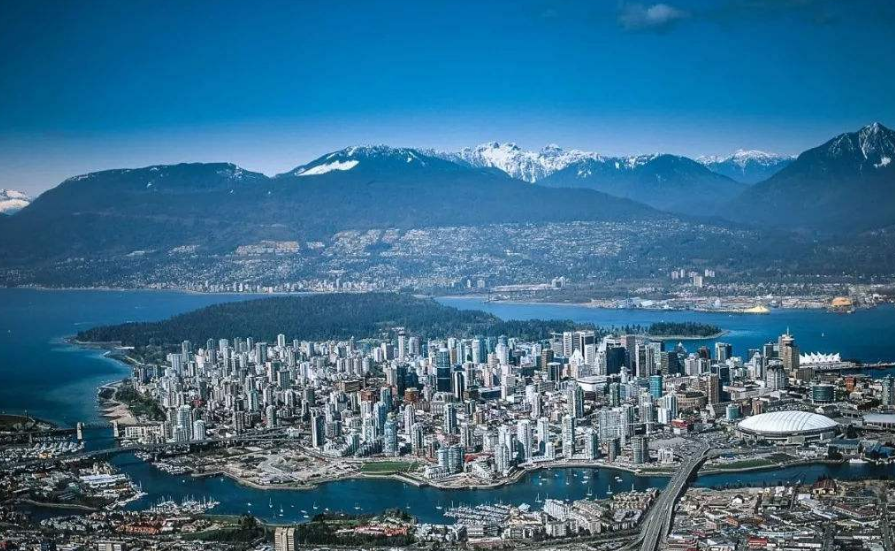 黑人几乎哪个国家都会去,为什么加拿大很