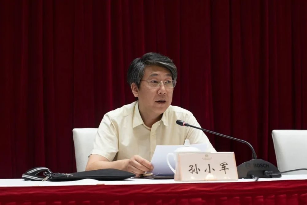 培训结束后,孙小军从本次培训的意义,特点,效果三方面进行了总结,希望