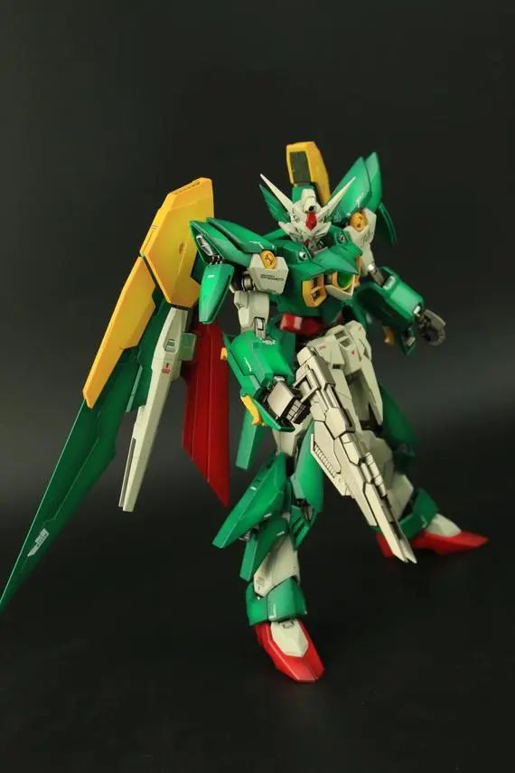 模玩控:mg凤凰飞翼零件变摩托