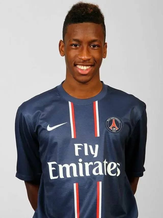 金斯利科曼年少成名负重前行