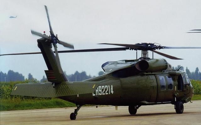 s-70"黑鹰"直升机照片