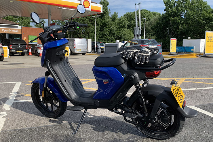 迄今为止最便宜的通勤方式小牛uqigt电动车外媒评测