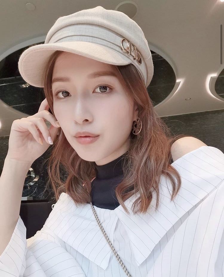 李泽楷|李泽楷太宠郭嘉文，身家千亿却成女友发言人，帮她向媒体澄清小误会