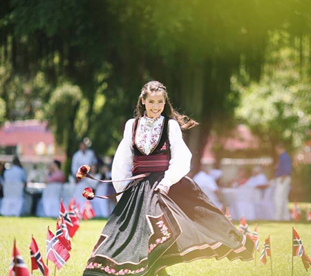 北欧最发达的国家人均gdp超过中国8倍却有全世界最寒酸的王室
