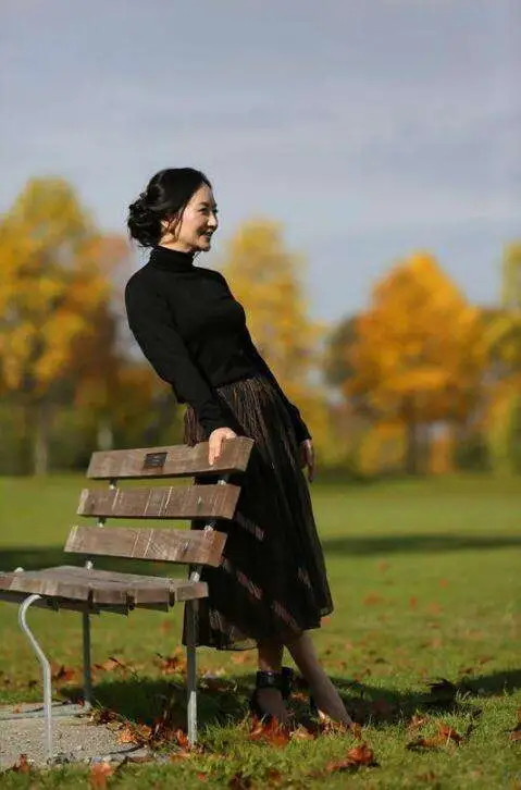 她是孟晚舟的母亲,家境富裕的她当年为何看上穷小子任正非,不简单