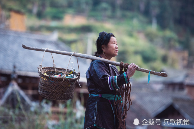 走进黔东南:从江占里,探访"换花草"的神秘药师