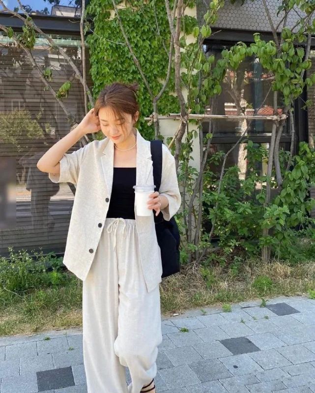 韩国小个子夏季穿搭真好看!简约搭配很舒服,自然清新显高气质!