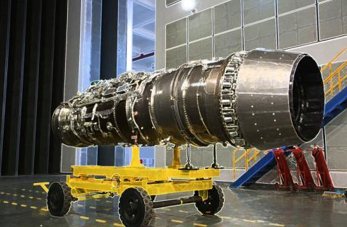 但不管哪个版本,f-22使用的f119-pw-100发动机推力是156kn,歼-20使用