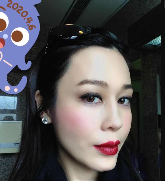 周星驰前任孙佳君罕见现身曾凭百变星君爆红今成亿万富婆