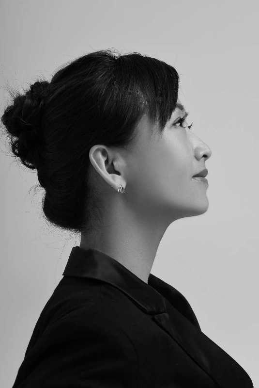 李红梅李红梅,诗人,资深企业管理顾问,企业管理培训师,高级人力资源